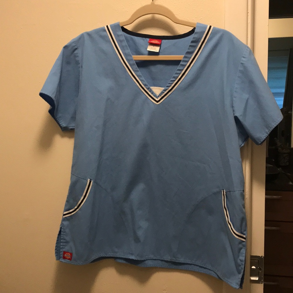 Dickies large sailor scrub top